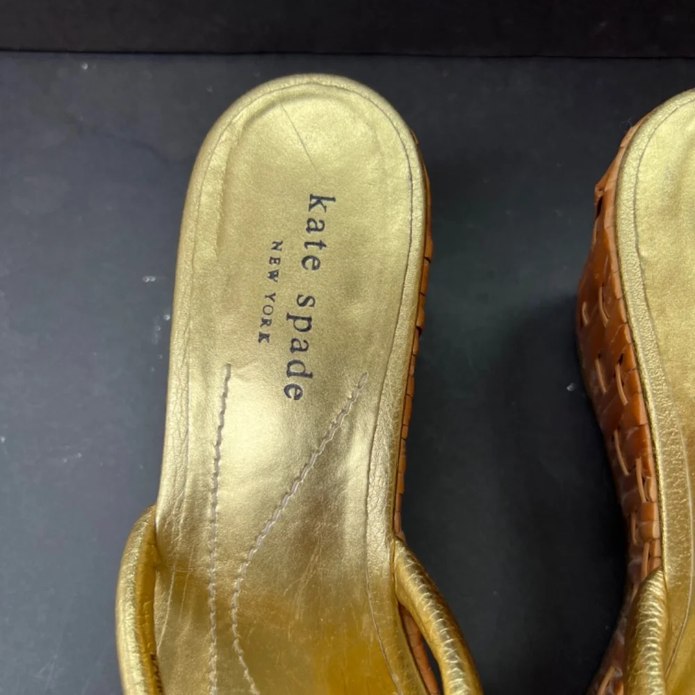 Gold Kate Spade sandals - Picture 10 of 11